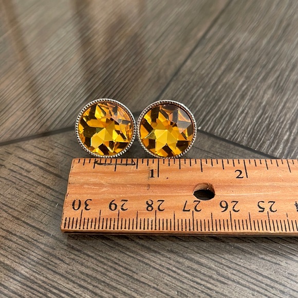 Vintage Topaz / Yellow Round Cut Glass Rhinestone Clip Earrings - Picture 12 of 14